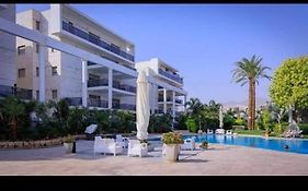 Appartment With Pool Terrasse Royal Park